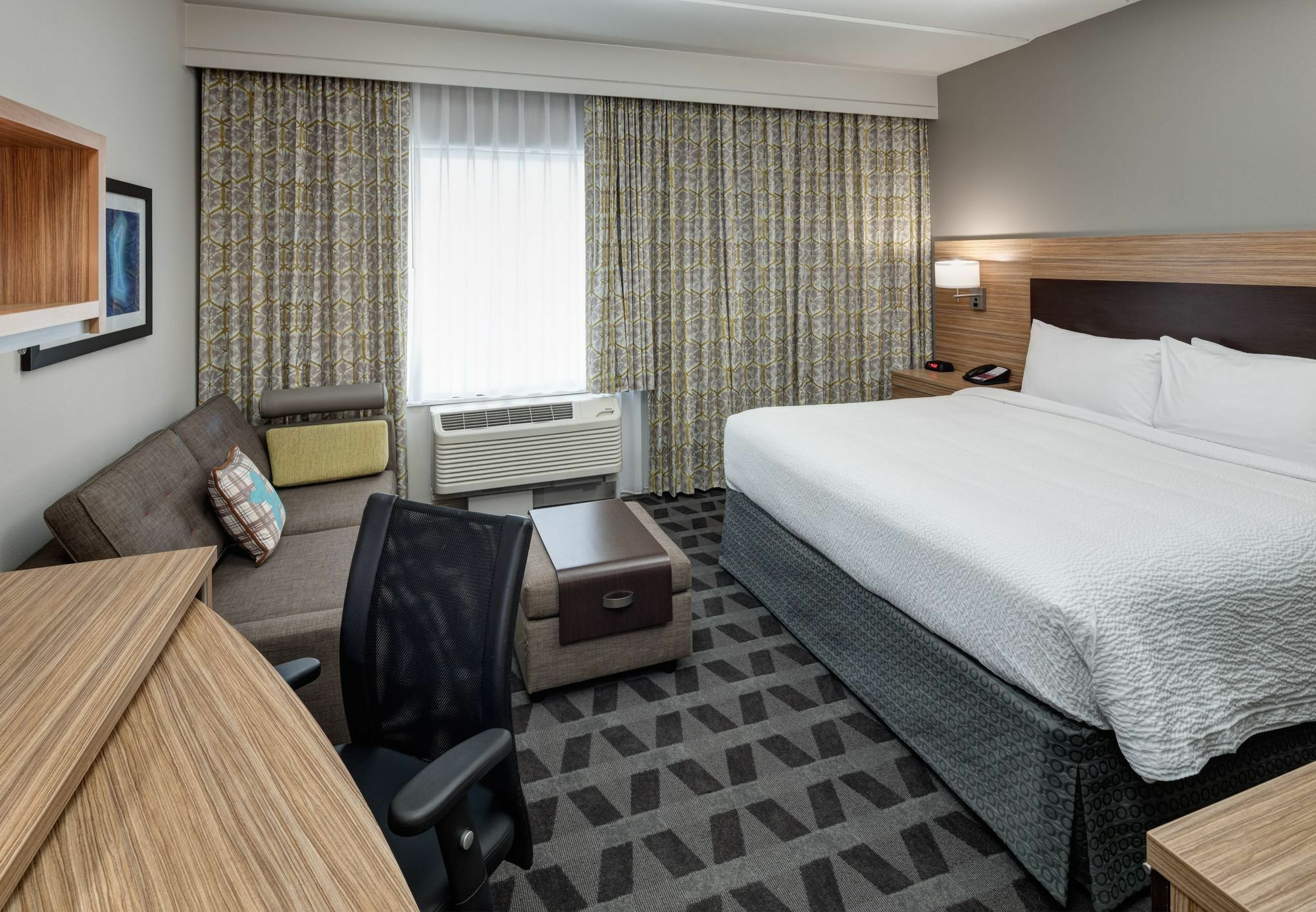 Towneplace Suites By Marriott Orlando At Seaworld Williamsburg Exterior photo